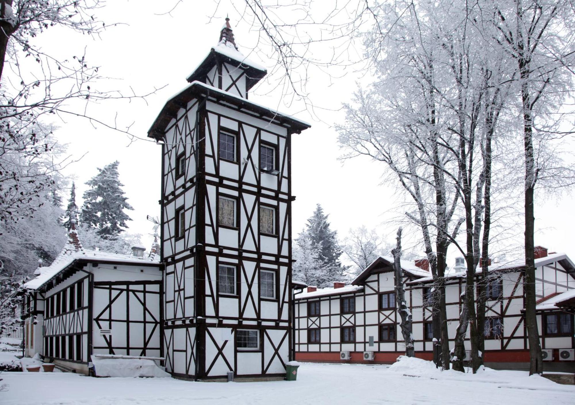 Bukowy Dworek Szczawno-Zdroj Bagian luar foto